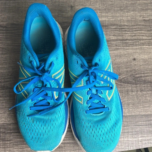 New Balance Fresh Foam X 880 V11 Womens Size 9.5 Running Shoes Blue Sneakers - Picture 2 of 8